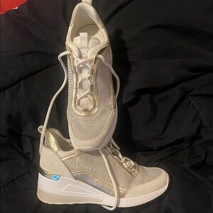 Michael Kors wedged tennis shoe